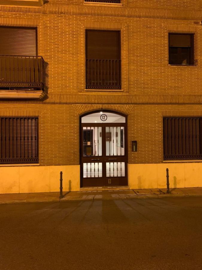 Apartamento Gran piso en el centro de Alcalá Alcalá de Henares Exterior foto